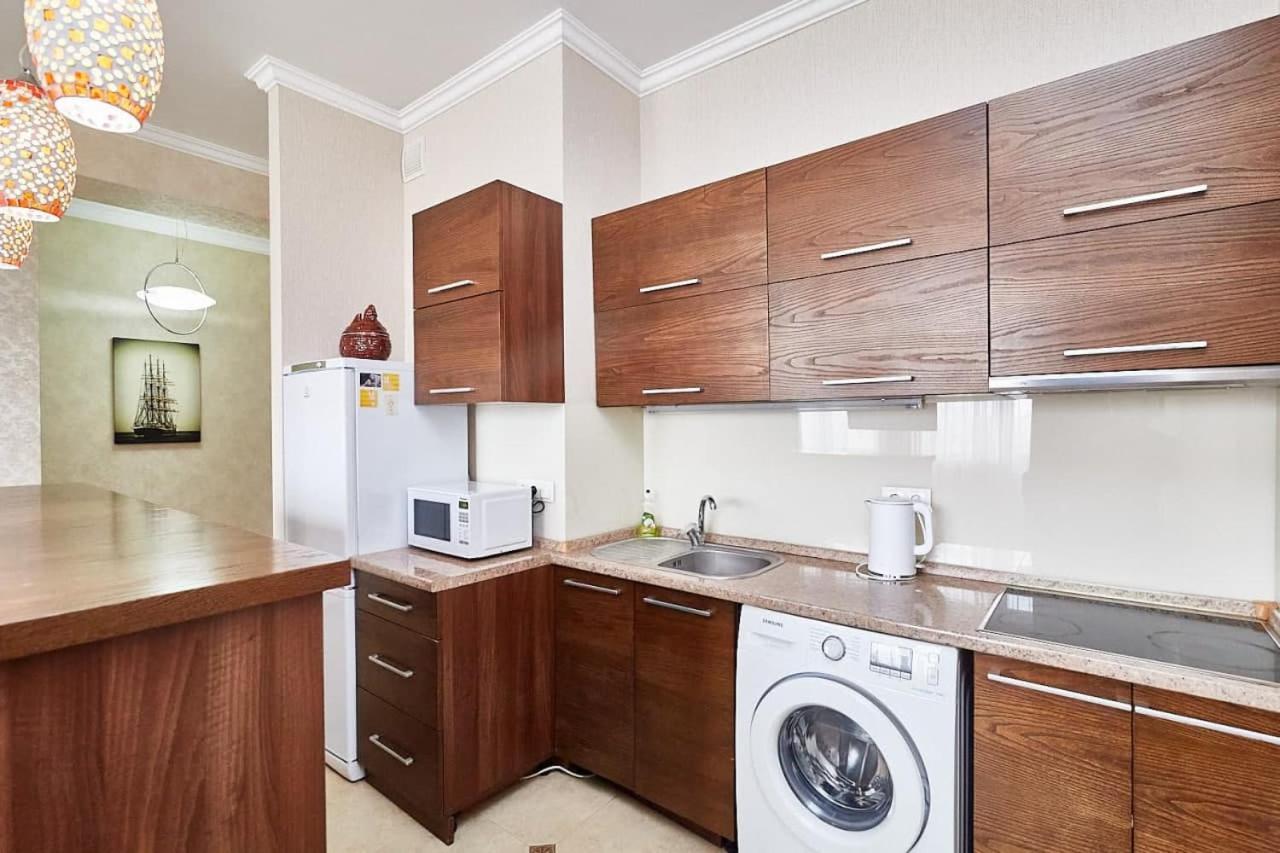 Ultracentral Spacious Apartment Κισινάου Εξωτερικό φωτογραφία